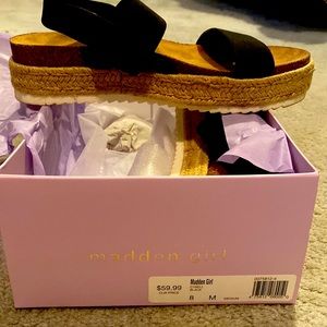 Cybell Sandals. New, tried on and walked around the house, not for me.